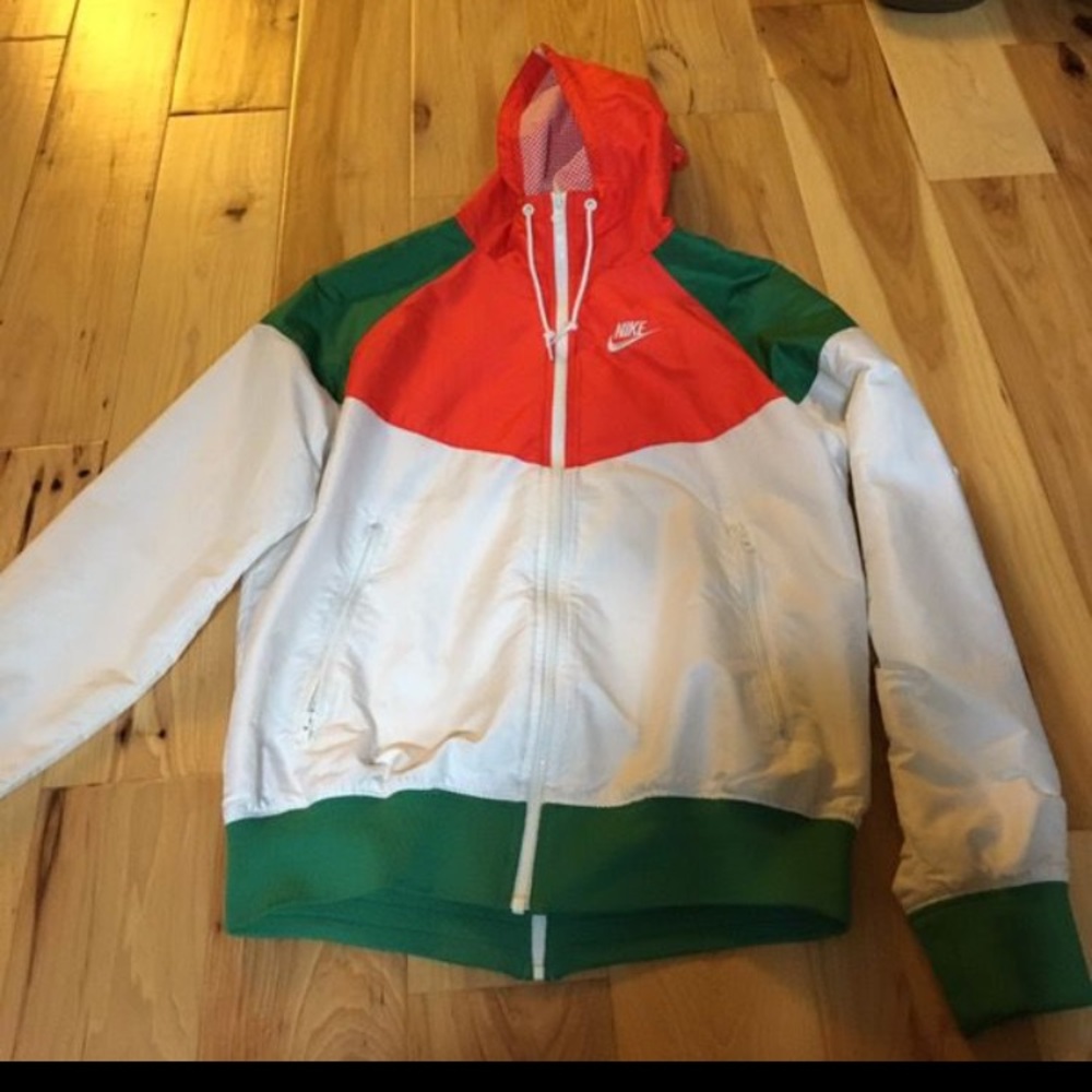 Nike windbreaker